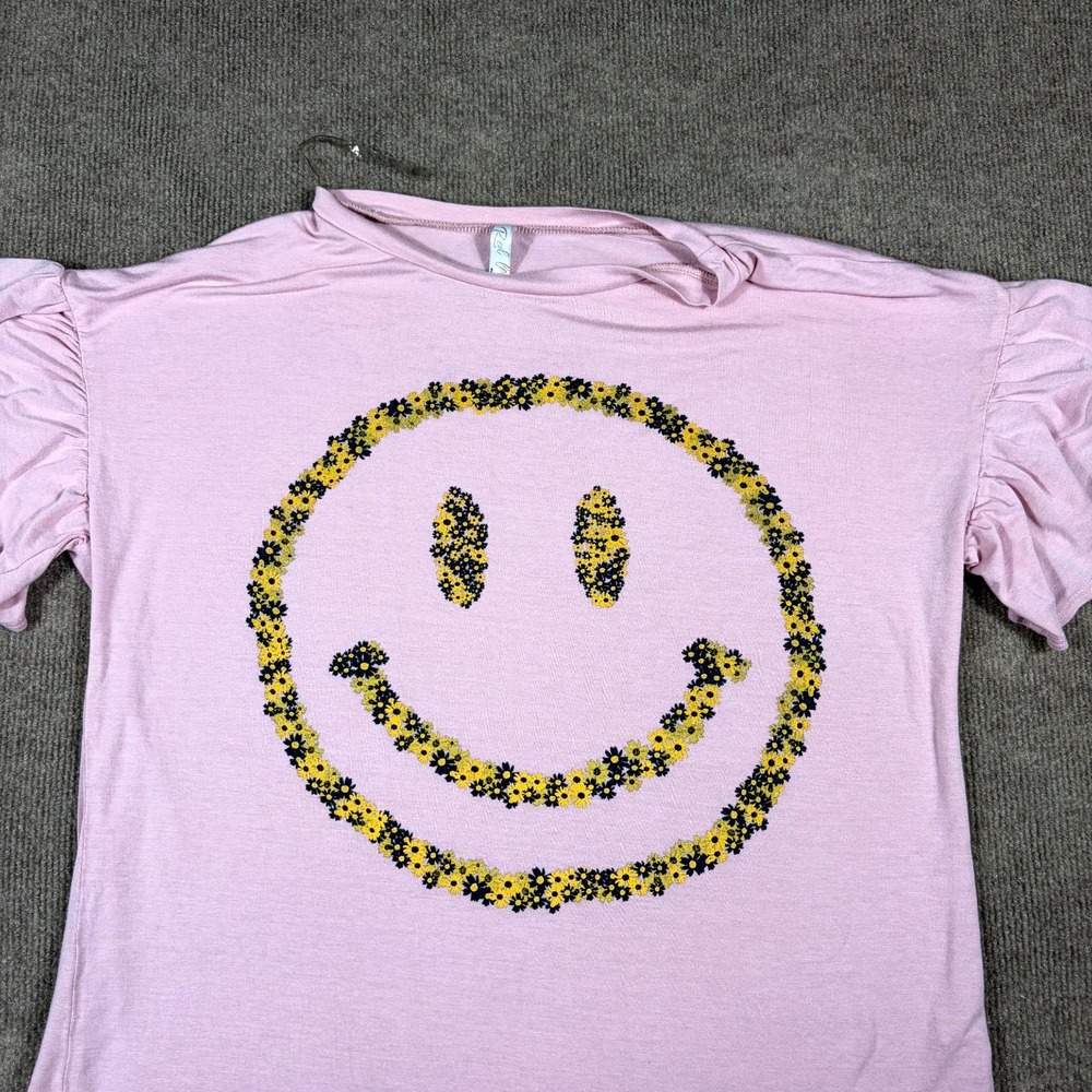 Red Poppy T-Shirt Top Womens M Pink Smiley Face Graphic Ruffled Flutter Sleeve
